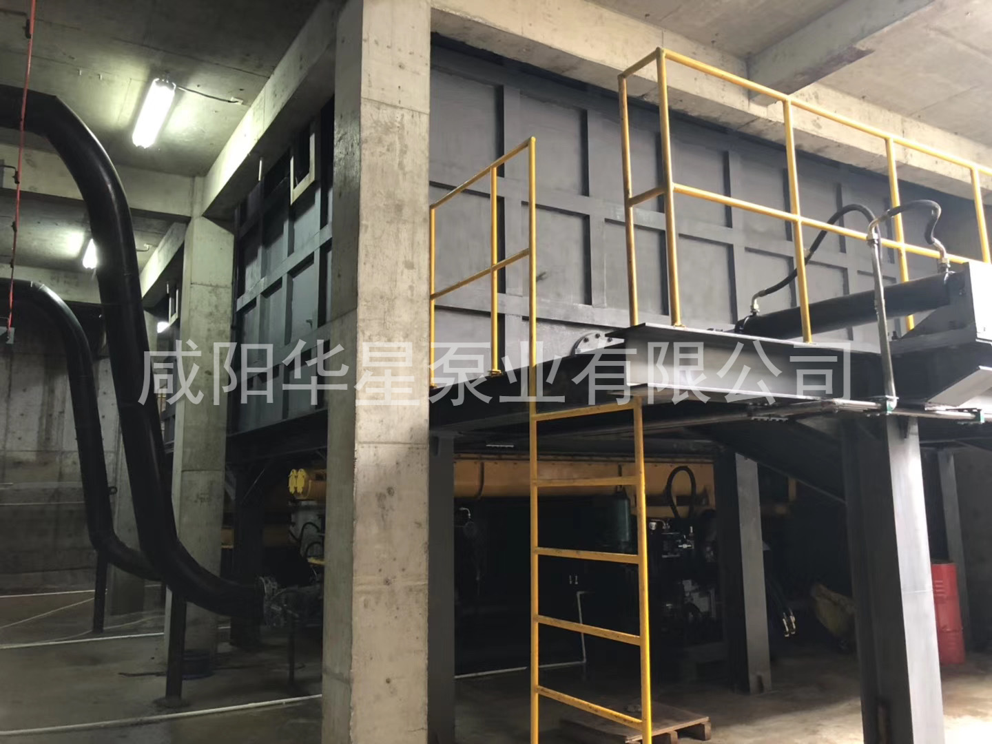 陶瓷柱(zhù)塞泵使(shi)用現場(chang)河道調(diao)蓄池河(he)道清淤(yu)現場