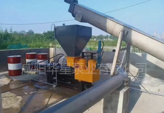 粘稠(chóu)物料輸送(song)泵客戶案(àn)例6