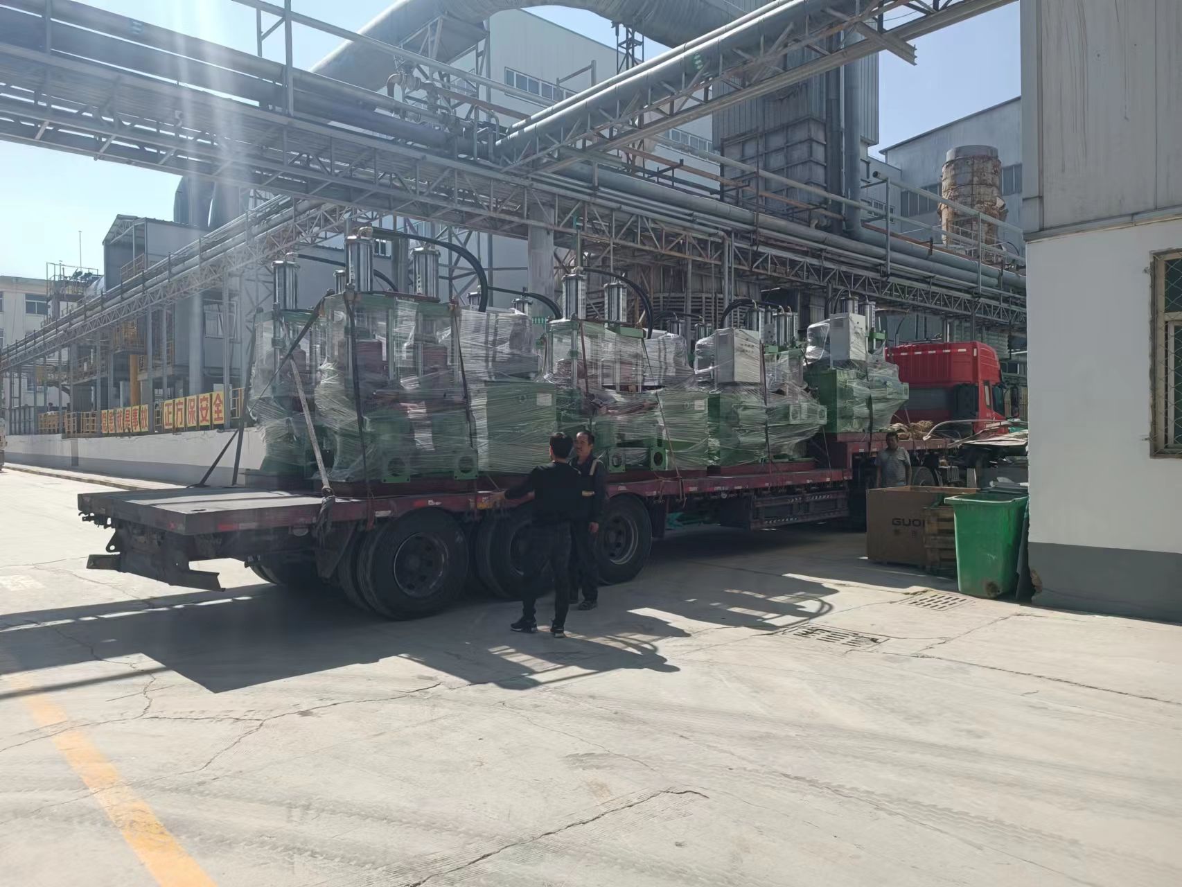 陶瓷廠(chang)-陶瓷柱(zhu)塞泵使(shǐ)用現場(chang)3