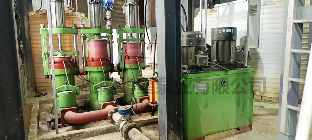 壓濾機柱塞泵(bèng)三缸泵現場使用(yòng)圖片3 洗煤廠陶瓷(cí)柱塞泵使用現場(chǎng)