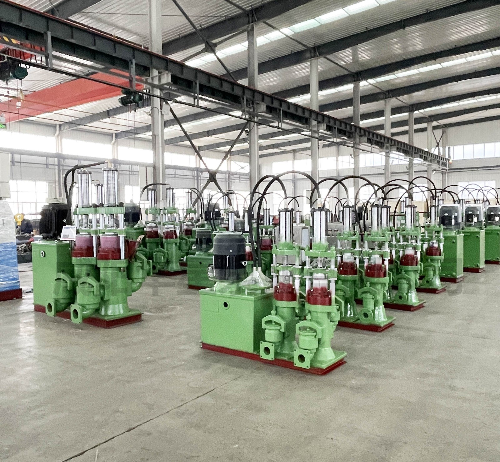 液壓(ya)陶瓷柱塞(sai)泥漿泵 液(ye)壓陶瓷柱(zhu)塞泥漿泵(beng)