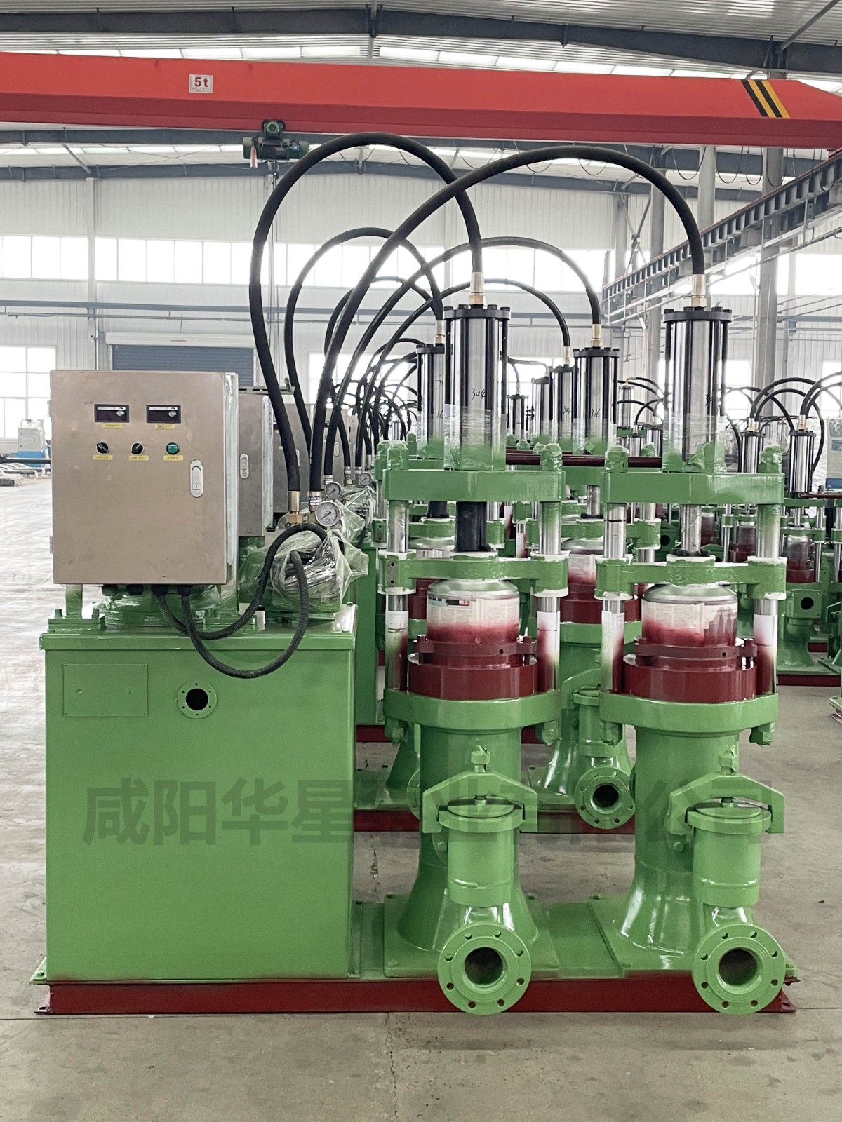 液壓陶瓷(cí)柱塞泥漿(jiāng)泵 液壓陶(tao)瓷柱塞泥(ní)漿泵