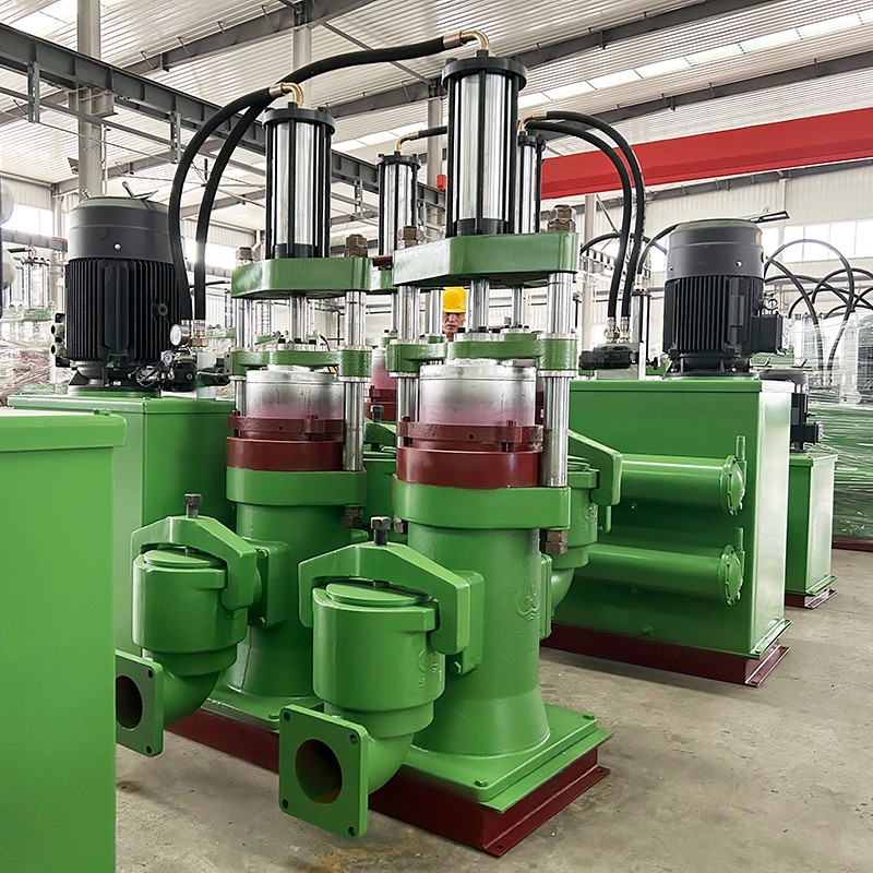 YB300液壓陶(tao)瓷柱塞(sai)泵3